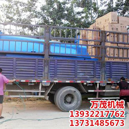 小型pet清洗设备装车